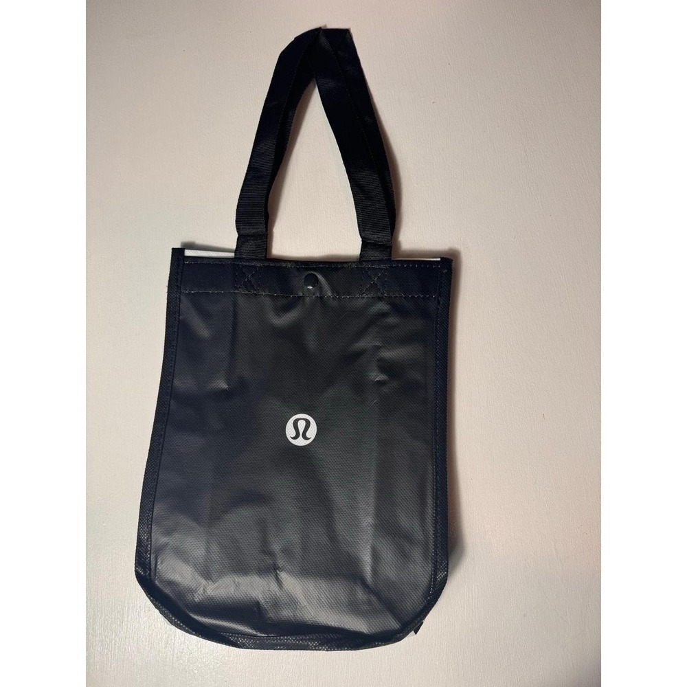 New Lululemon Reusable Tote Bag clap to close red,black or white sm - Picture 2 of 7